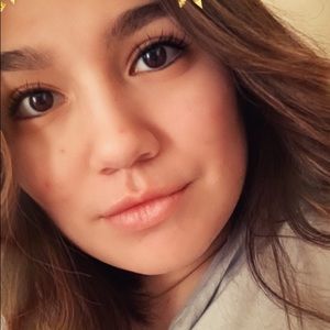 Meet your Posher, Anna karina